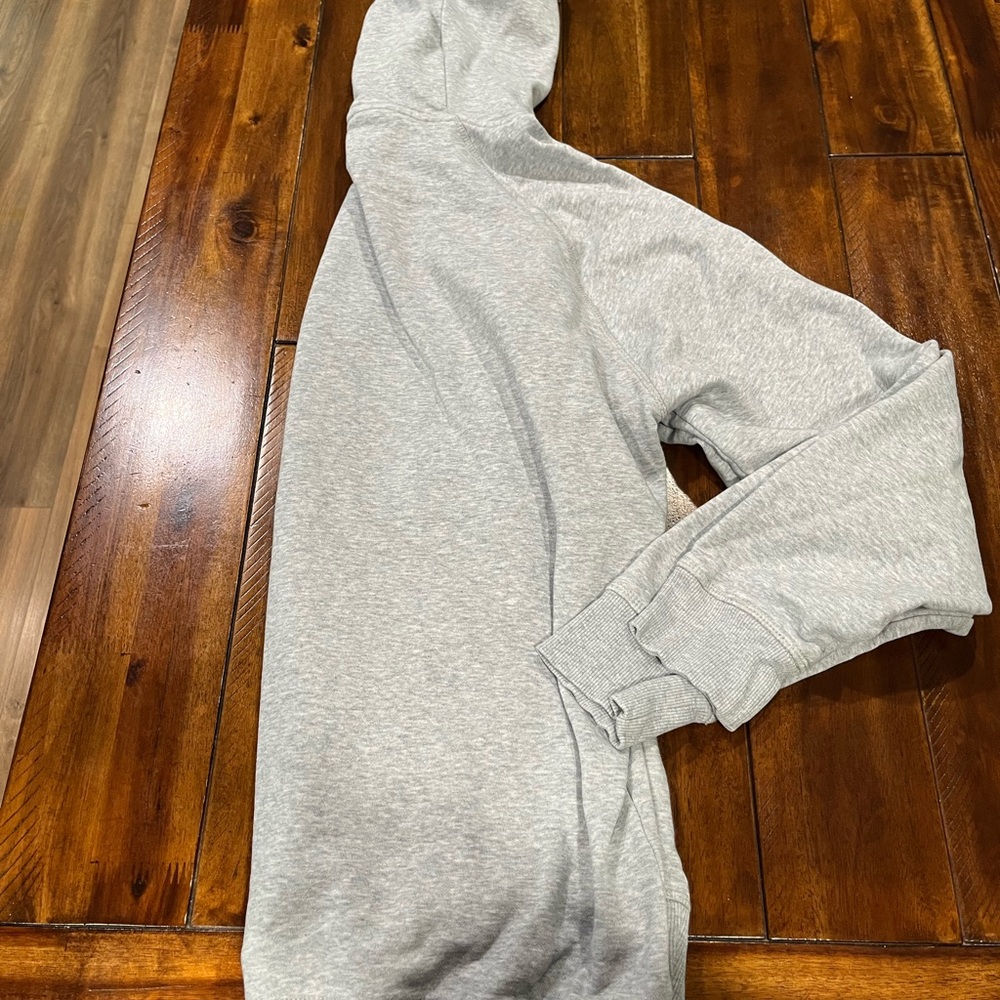 Gymshark Light Gray Hoodie - Picture 4 of 4